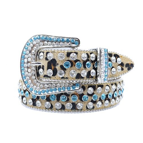 Unisex Leopard Print Belt Embellished with Blue And Silver Rhinestones Add a touch of luxury and sparkle to your outfit with the Unisex Leopard Print Leather Belt from Real Rhinestone. Featuring a sleek gold and black leather strap, this stylish belt is adorned with Blue And Silver Color diamond rhinestones, creating a bold and glamorous look. The polished buckle, decorated with rhinestones, enhances the design with extra shine and sophistication. Designed for versatility and comfort, this belt is perfect for both casual and dressy occasions. Whether you are looking to complete a hip-hop-inspired outfit, make a statement at an event, or simply add some extra bling to your wardrobe, this belt is the perfect accessory. Its adjustable fit ensures all-day comfort, while the high-quality materials guarantee durability and long-lasting wear. Elevate your style effortlessly with the Unisex Leopard Print Leather Belt. Whether you are hitting the stage, going out with friends, or just upgrading your everyday look, this belt is a must-have. Order now from Real Rhinestone and bring some diamond-studded brilliance to your collection. Material: Premium Leather Rhinestone: Luxury Hand-Set High-Gloss Crystal Diamond Embellishments Buckle Type: Classic horseshoe Zinc Buckle Set Featuring Engraved Design & Sparkling Rhinestones Width: 4cm (1.5 Inch) Style: Streetwear, Cowboy, Western, Partywear, Festivals & Performances, Fashion, Hip Hop, Bling, Diamond Belt Measurement: Please note that measurements may vary by 1-2 cm. Our belts are measured from the fold where the buckle is attached to the middle hole. For the best fit, we recommend measuring a belt you already own from the fold to the hole you use most frequently. Ideally, the belt should be worn on the third hole for optimal fit and comfort.